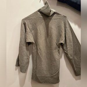 Military green cashmere sweater